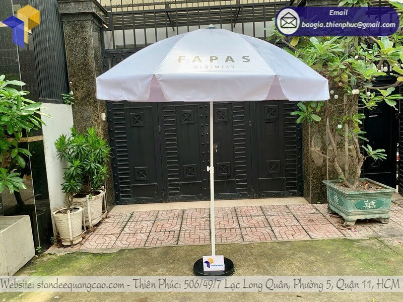 Dù Che Nắng Quán Cafe Ngoài Trời – Giải Pháp Che Phủ Thẩm Mỹ, Bền Đẹp Cho Không Gian Quán